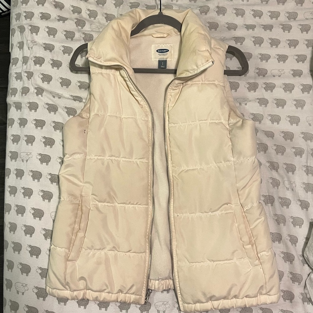 Cream Puffer Vest!